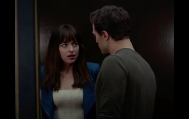 La exitosa novela erótica de E.L. James adaptada al cine, con Jamie Dornan y Dakota Johnson como protagonistas. YOUTUBE / Universal Pictures UK