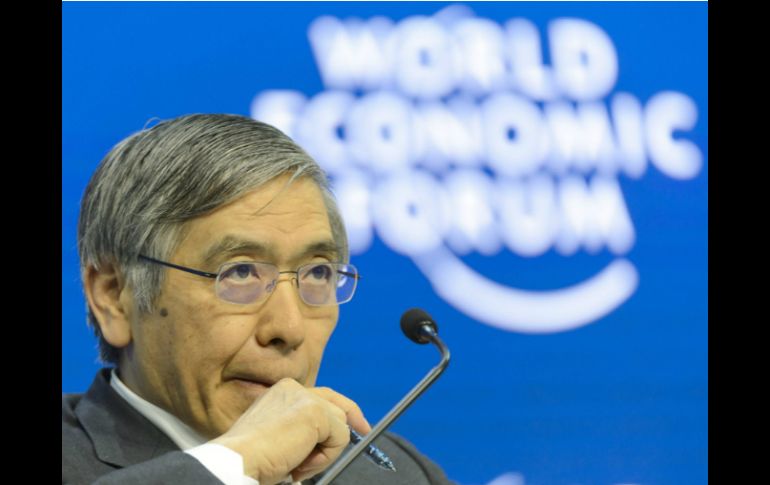 El gobernador del banco de Japón, Haruhiko Kuroda, asegura que la economía estadounidense liderará el crecimiento global. EFE / L. Gillieron