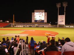 Este sábado se realizó el tercer encuentro de la serie final. TWITTER / @charrosbeisbol