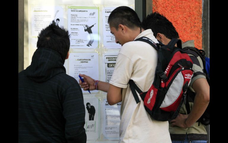 Según cifras al tercer trimestre de 2014, hay 6.8 millones de personas en busca de empleo. EL INFORMADOR / ARCHIVO