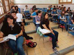 Todos los bachilleres de primer grado deberían ser capaces de mantener una conversación en inglés. EL FINANCIERO  /