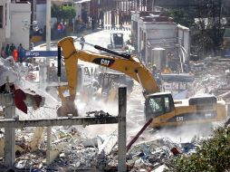 La explosión de la pipa de gas que destruyó el nosocomio alcanzó a dañar la estructura del centro de abasto en Cuajimalpa. NTX / J. Pazos