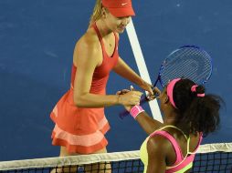 La estadounidense venció a Sharapova 6-3, 7-3 en la final del primer Grand Slam del año. AFP / W. West