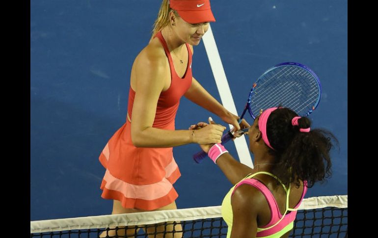 La estadounidense venció a Sharapova 6-3, 7-3 en la final del primer Grand Slam del año. AFP / W. West