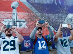 Los fanáticos podrán disfrutar una experiencia única del Super Bowl de mano con la tecnología. AFP / C. Petersen