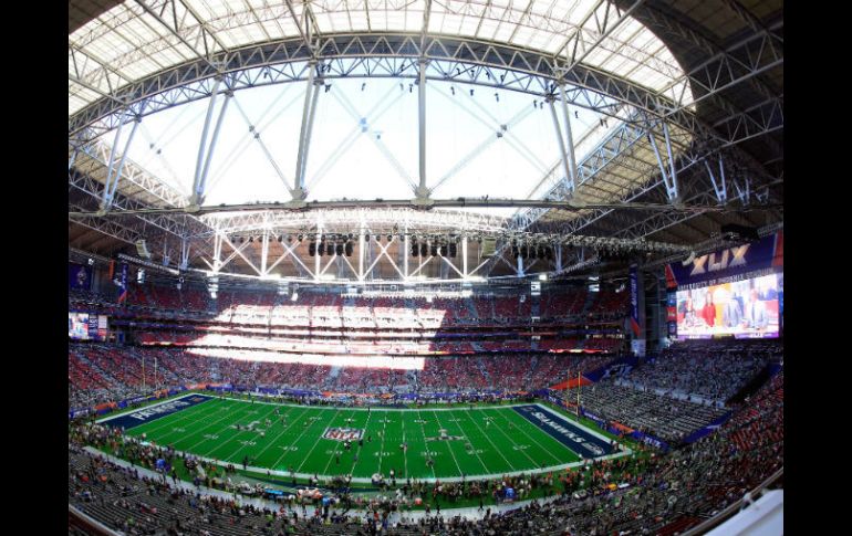 Imagen del estadio antes de dar comienzo al Super Bowl. AP / J. Squire