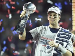 Brady dejó atrás a Joe Montana para fijar un nuevo registro en la NFL. EFE / EPA