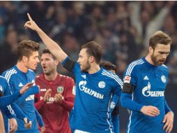 El Schalke actualmente es cuarto en la tabla, con quince puntos menos que el Bayern. AFP / B. Thissen