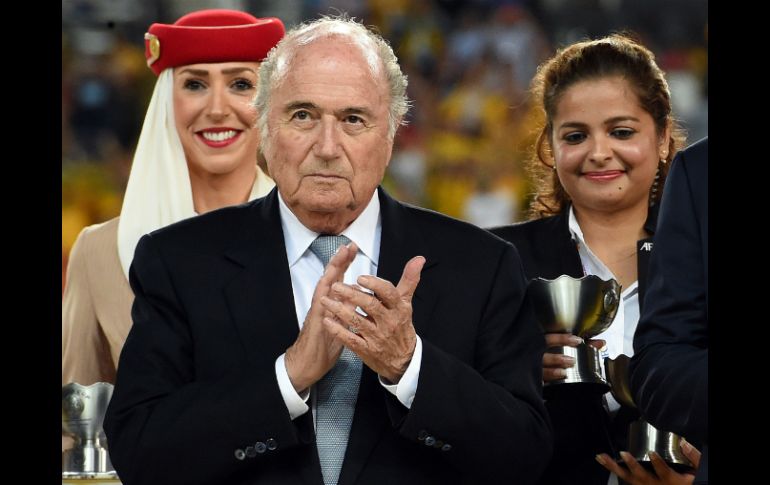 Joseph Blatter busca su quinto mandato en el máximo organismo del futbol. AFP / ARCHIVO