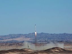 El satélite Fajr, que pesa 52 kilogramos, fue puesto en órbita, comunicó la televisión estatal iraní. AFP / Iranian Defence Ministry