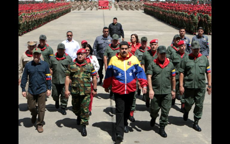 El mandatario pidió a sus militares no bajar la guardia ante supuestas intenciones estadounidenses de desestabilizar su gobierno. AFP / HO