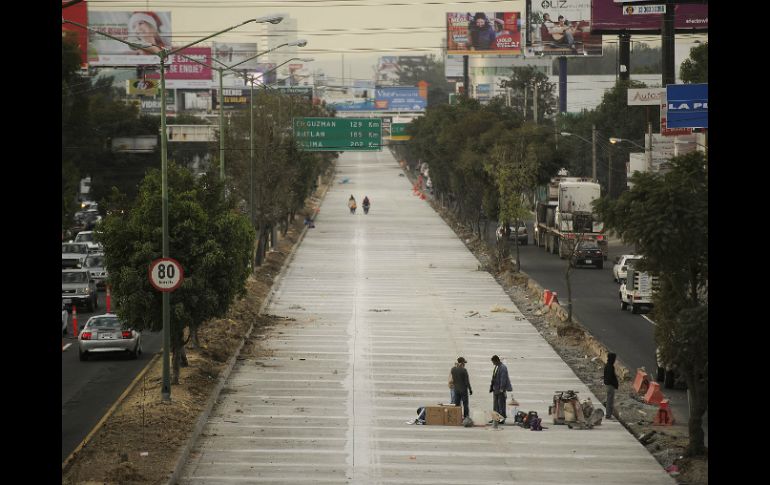 Entre las obras que se incluyen, está la sustitución de asfalto por concreto hidráulico en los carriles de López Mateos. EL INFORMADOR / ARCHIVO