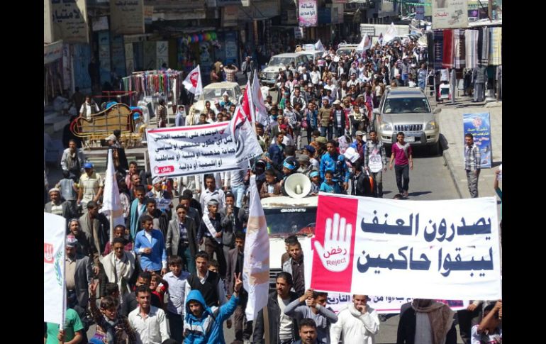 También se celebran marchas de protesta en las ciudades de Hodeida, Taiz e Ibb. AFP / STR