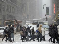 Las autoridades advirtieron a los conductores que no utilicen los caminos y cancelaron las clases el lunes. AP / ARCHIVO