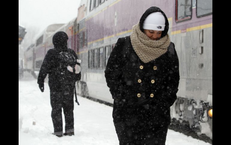 Ante la nueva tormenta de nieve en Estados Unidos, Aeroméxico emite una alerta para aquellos pasajeros. AP / B. Sikes