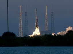 El satélite Deep Space Climate Observatory es transportado por el cohete Falcon 9. TWITTER / @NOAASatellites