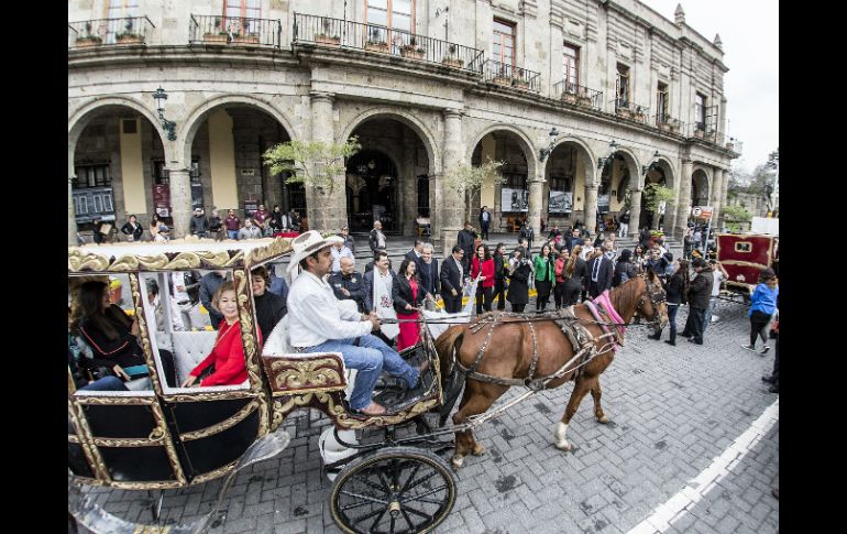 Es muy bonita esta ciudad, me gusta el clima, la gente es muy amable y tiene muchas tradiciones”, dijo la ciudadana Elvira Ruiz. EL INFORMADOR / A. Hernández