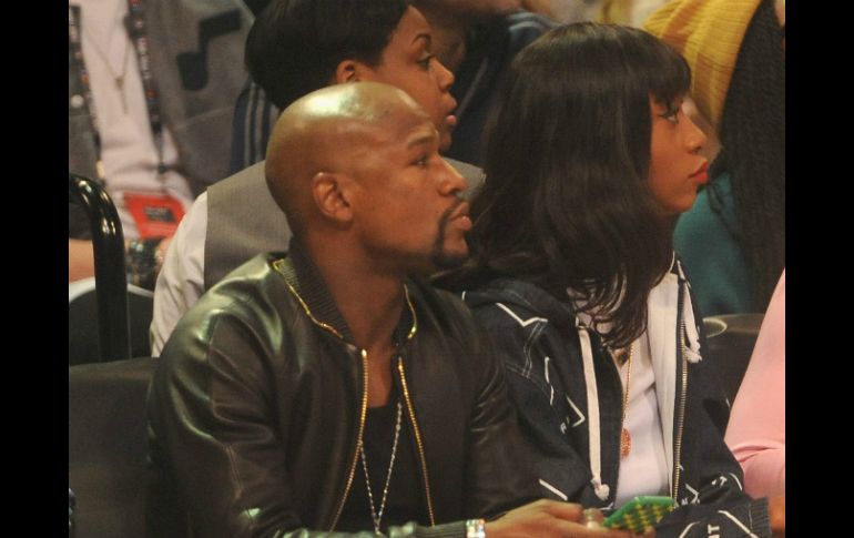 Floyd Mayweather Jr. asistió al Juego de Estrellas de la NBA en NY. AFP / ARCHIVO