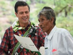 El Presidente gestiona para Veracruz 22 apoyos como parte de la Cruzada Nacional Contra el Hambre. NTX / ARCHIVO