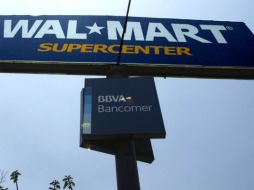 Walmart reporta que en el último trimestre de 2014 registró un aumento del más del 40 por ciento en sus ventas. EFE / ARCHIVO