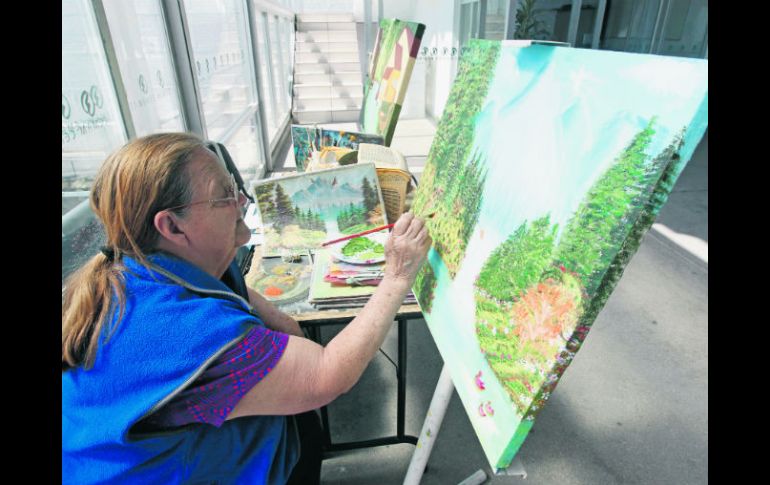 La mayoría de las personas pensionadas emplean su tiempo en actividades recreativas que antes no podían realizar por sus ocupaciones. EL INFORMADOR / J. López