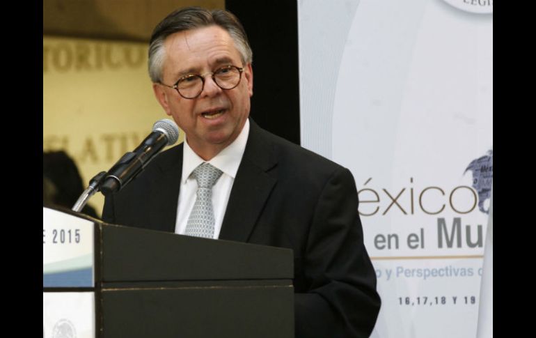 Medina Mora es embajador de México en Estados Unidos, lo que el coordinador de la bancada perredista como 'jurista político'. SUN / ARCHIVO