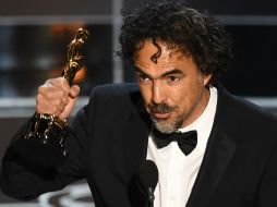 'Ruego para que podamos encontrar y tener el gobierno que nos merecemos', dijo Inárritu al recibir el Oscar por Mejor Película. AFP / R. Beck