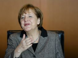 ''Celebro el hecho de que hayamos encontrado un punto de partida para las negociaciones con el nuevo gobierno griego'', declaró Merkel. AP / M. Schreiber