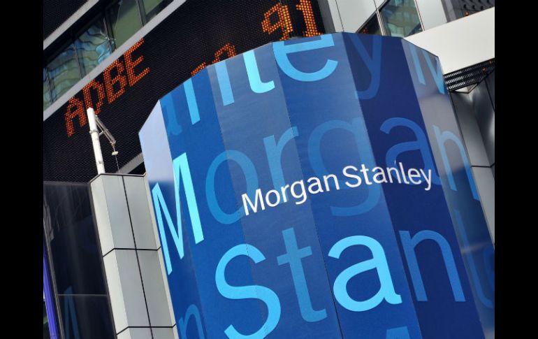 Morgan Stanley, el más pequeño de los seis grandes bancos de EU, prevé aumentar sus fondos con este compromiso. AFP / ARCHIVO