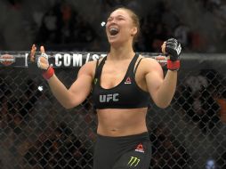 Rousey logró la sumisión de su oponente con un candado al brazo. AP / ARCHIVO