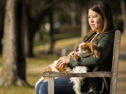 Nina Pham dijo que el hospital fue negligente porque no capacitó a su personal para atender a los pacientes infectados de ébola. AP / The Dallas Morning News