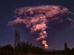 Tras la erupción del volcán Villarica, autoridades decretaron alerta roja. EFE / A. Marinkovic