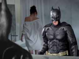 En el tráiler, Batman es el interés amoroso de Anastasia Steele. YOUTUBE / Josh Meeter