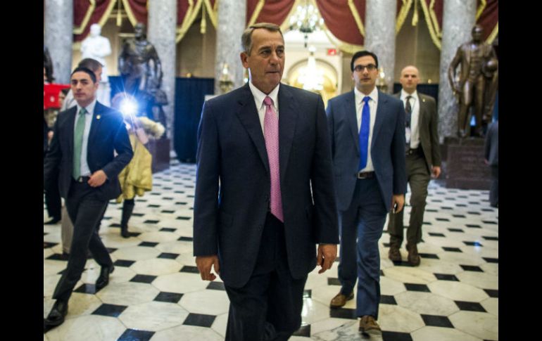 Aunque el presidente de la Cámara de Representantes, John Boehner (c), estuvo del lado conservador, al final cambió su postura. EFE / J. Scalzo