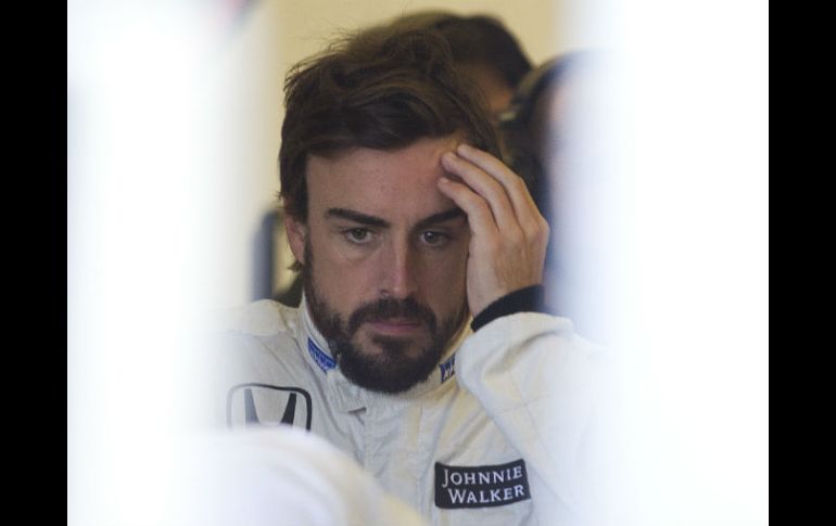 Fernando Alonso no correrá el GP de Australia el próximo 15 de marzo por indicaciones médicas. AP / ARCHIVO