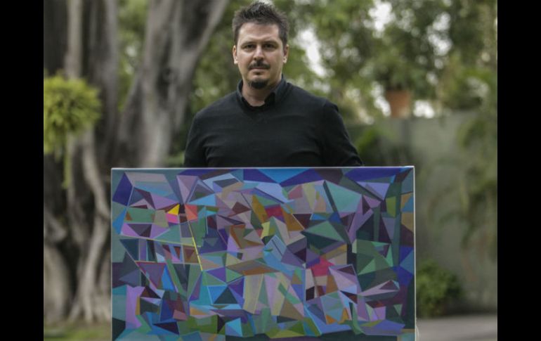 El artista dice que durante 20 años le ha fascinado trabajar con la geometría y los enigmas. EL INFORMADOR / F. Atilano