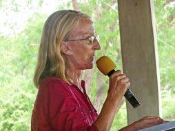 Phyllis Sortor durante un discurso en una localidad del país africano, antes de ser secuestrada. AP / M. Henry