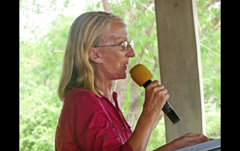 Phyllis Sortor durante un discurso en una localidad del país africano, antes de ser secuestrada. AP / M. Henry