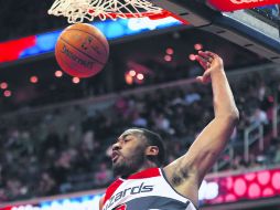 Mago. El jugador de los Wizards de Washington, John Wall, fue el máximo anotador del juego frente a Portland. AFP /