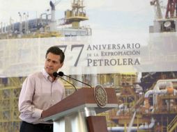 El Mandatario aseguró que México está preparado para hacer frente a la coyuntura desafiante de los bajos precios del petróleo. EFE / Presidencia de México