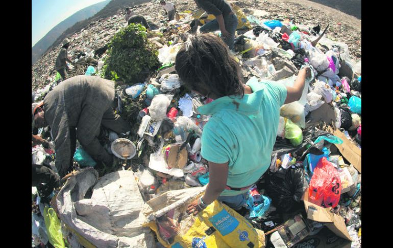 Destino final. Picachos recibe entre mil 200 y mil 500 toneladas diarias de residuos sólidos. EL INFORMADOR /