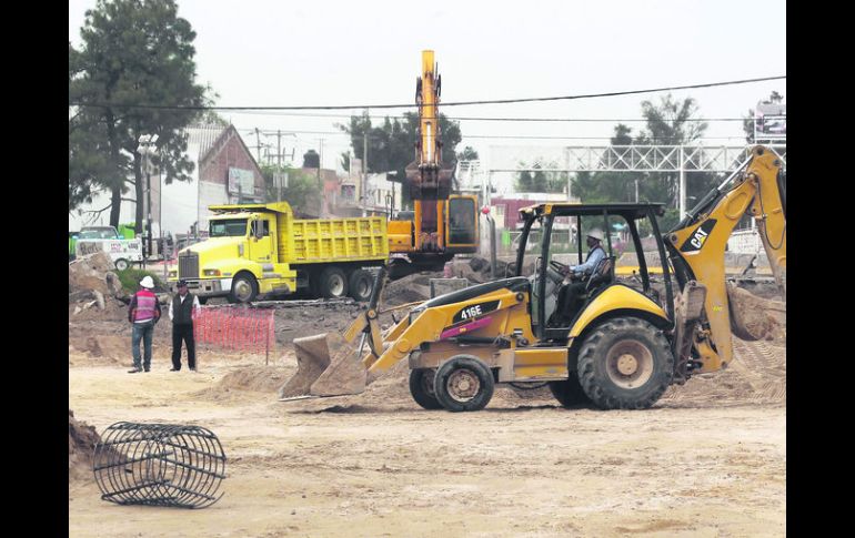 Alcalde y Periférico. El año pasado se construyó un nodo vial en este cruce, aunque la obra registró varios meses de retraso. EL INFORMADOR / E. Barrera