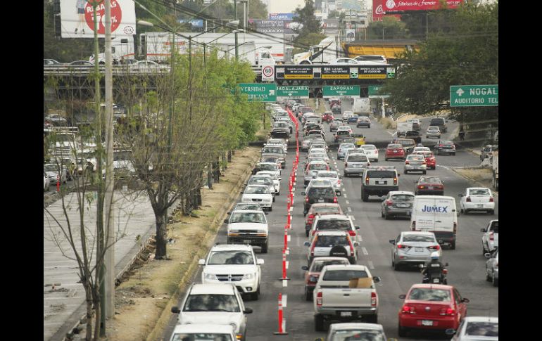 Las labores se desarrollarán durante un mes en las laterales Norte-Sur de López Mateos. EL INFORMADOR / ARCHIVO