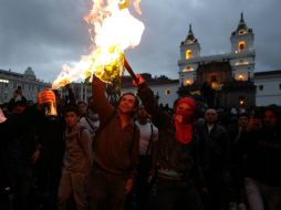 Centrales obreras exigen una nueva ley laboral que respete el derecho a la sindicalización; los indígenas se oponen a la ley de tierra. EFE / J. Jácome