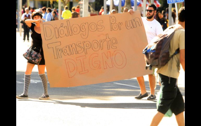 En Diálogos por un Transporte Digno participan integrantes de distintos organizaciones. EL INFORMADOR / M. Vargas