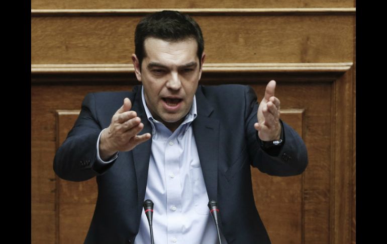 Tsipras advirtió que Atenas no podrá cumplir con sus obligaciones si la EU no proporciona al país asistencia financiera a corto plazo. AP / ARCHIVO