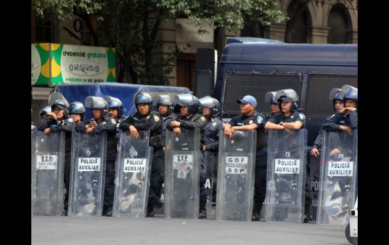 Un grupo de granaderos replegó a los manifestantes al parque ubicado en la esquina de la Av. Insurgentes y el Paseo de la Reforma. NTX / ARCHIVO