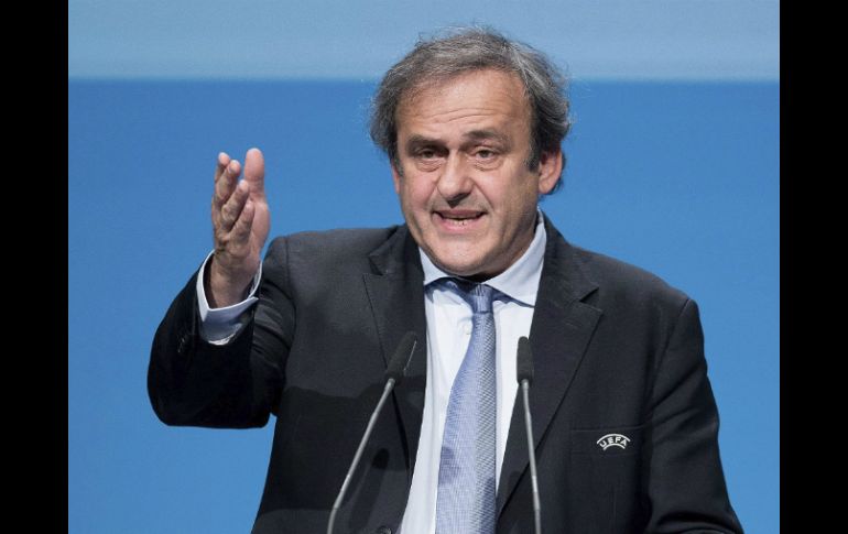 Platini prometió que cooperarán con FIFA sea cual sea el resultado de la elección. EFE / G. Hochmuth