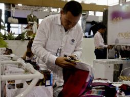 Actualmente la industria textil vestido registra medio millón de empleos y se espera duplicar esta cifra. EFE / ARCHIVO