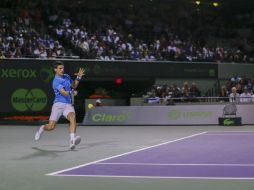 Novak Djokovic se paseó en el primer set, pero en el segundo Klizan puso en aprietos al cuatro veces campeón en Miami. EFE / E. Lesser